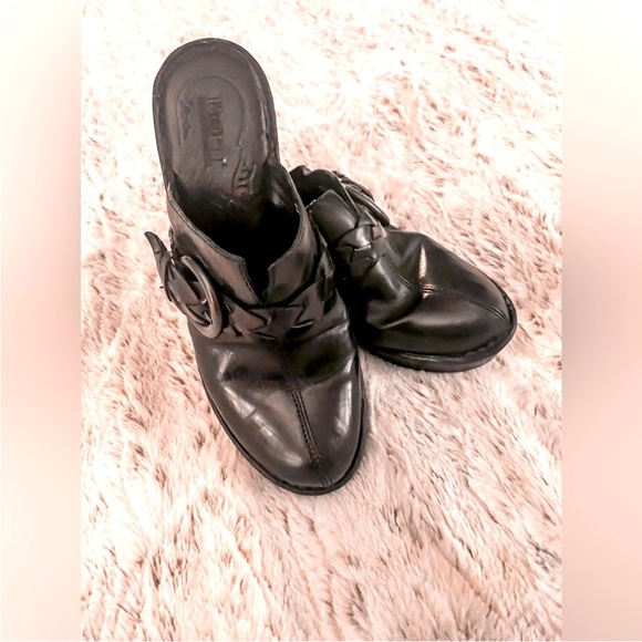 Born Shoes - BORN GOOD CONDITION BLACK  MULE LOAFER 8M HIGH HEEL BLACK WITH BRAID AND BUCKLE
